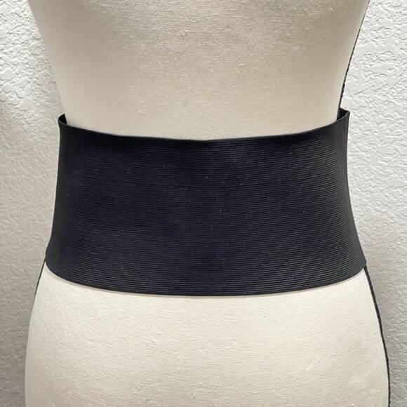 Vintage Cache 5" Wide Stretch Elastic Fashion Waist Belt Statement Hook & Eye - Picture 3 of 7